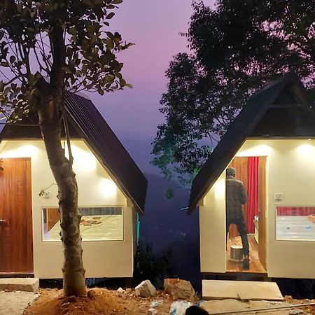 Rock Campers Hotel And Resort Chillithodu エクステリア 写真