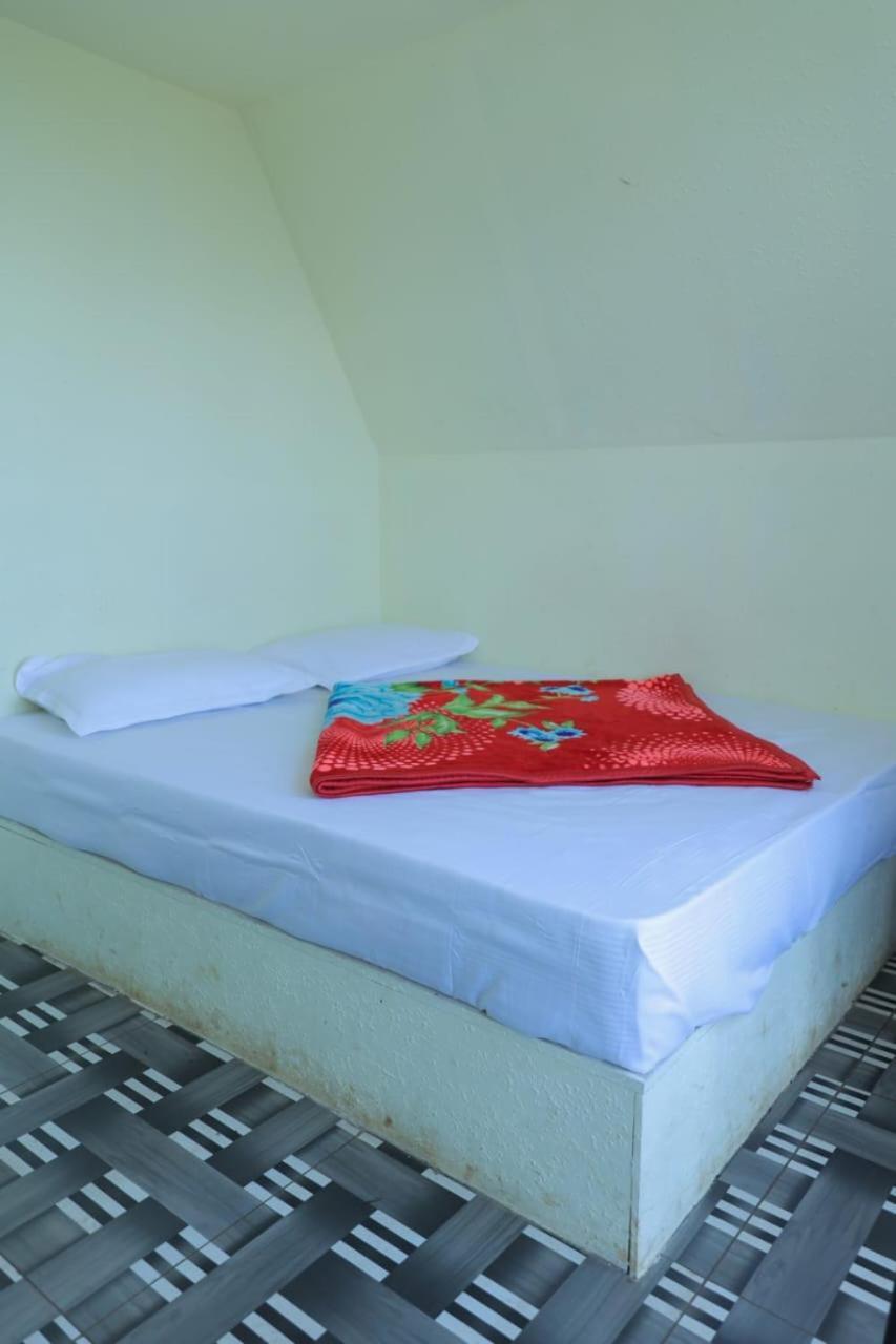 Rock Campers Hotel And Resort Chillithodu エクステリア 写真