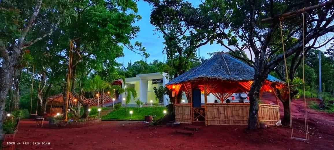Rock Campers Hotel And Resort Chillithodu エクステリア 写真