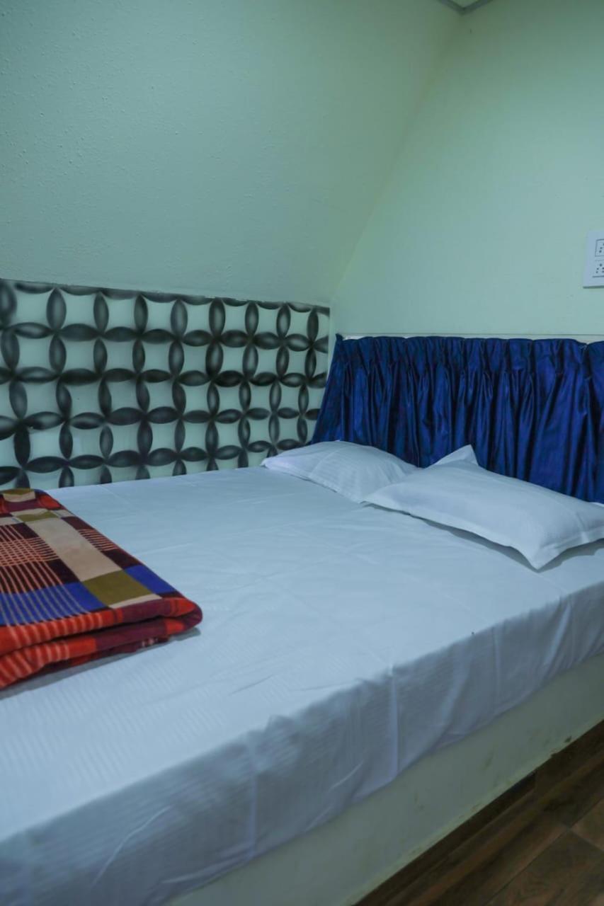 Rock Campers Hotel And Resort Chillithodu エクステリア 写真