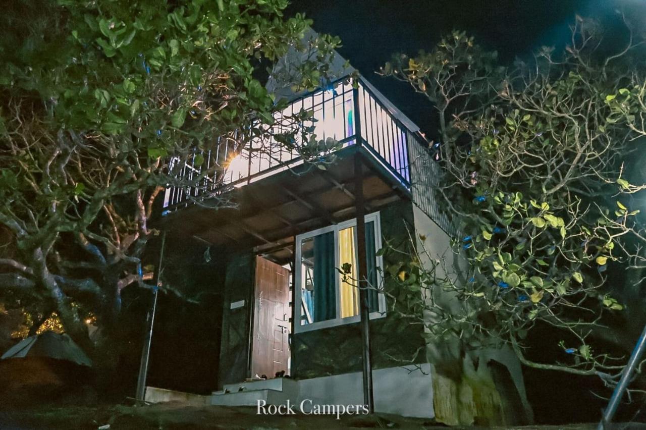 Rock Campers Hotel And Resort Chillithodu エクステリア 写真